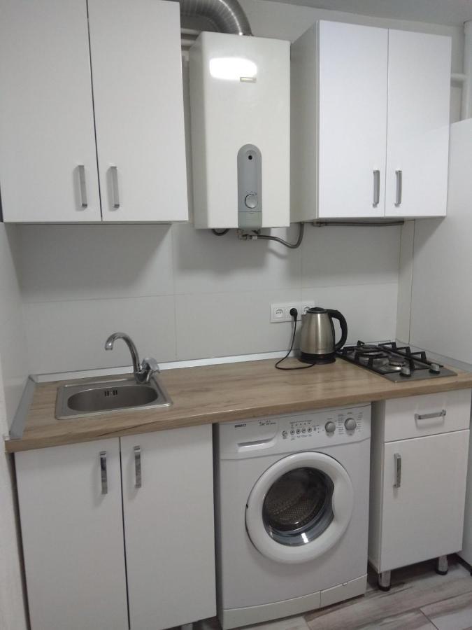 Нова 2Х Кімнатна В Центре Apartman Rivne Kültér fotó